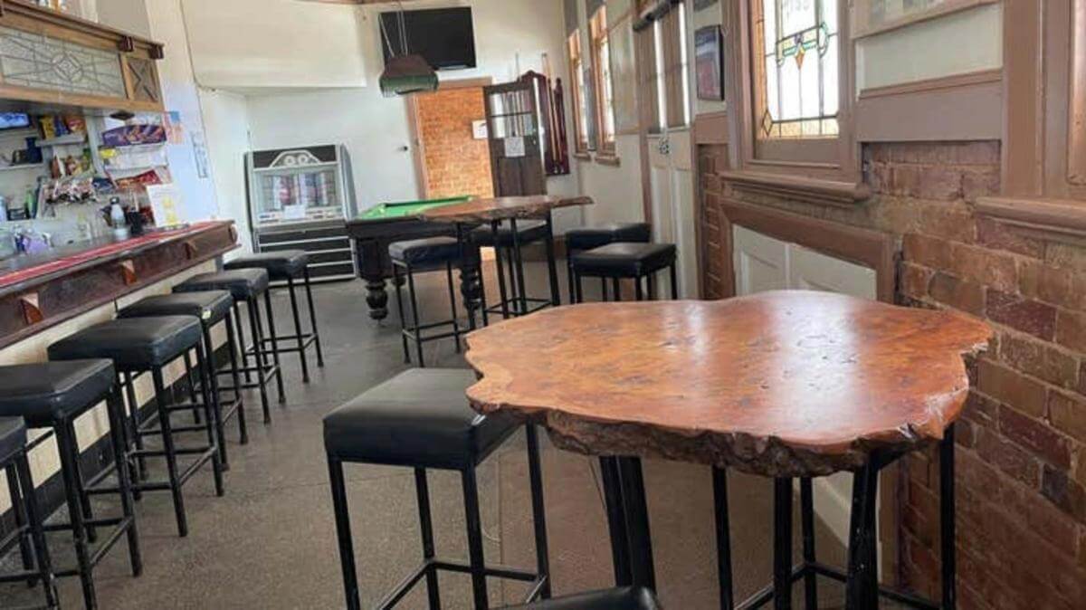 $150,000 NET, Hotel/Motel   Vendors terms