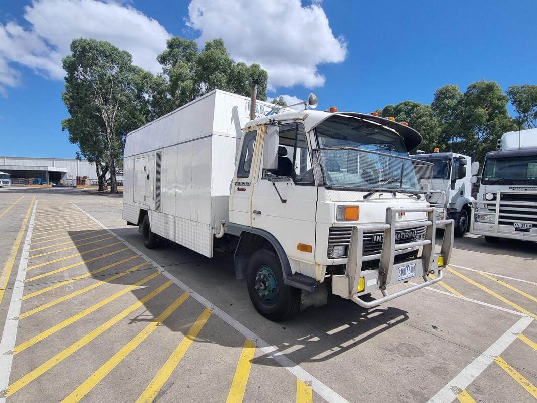 Mobile    Electricity Generator  90 KVA.