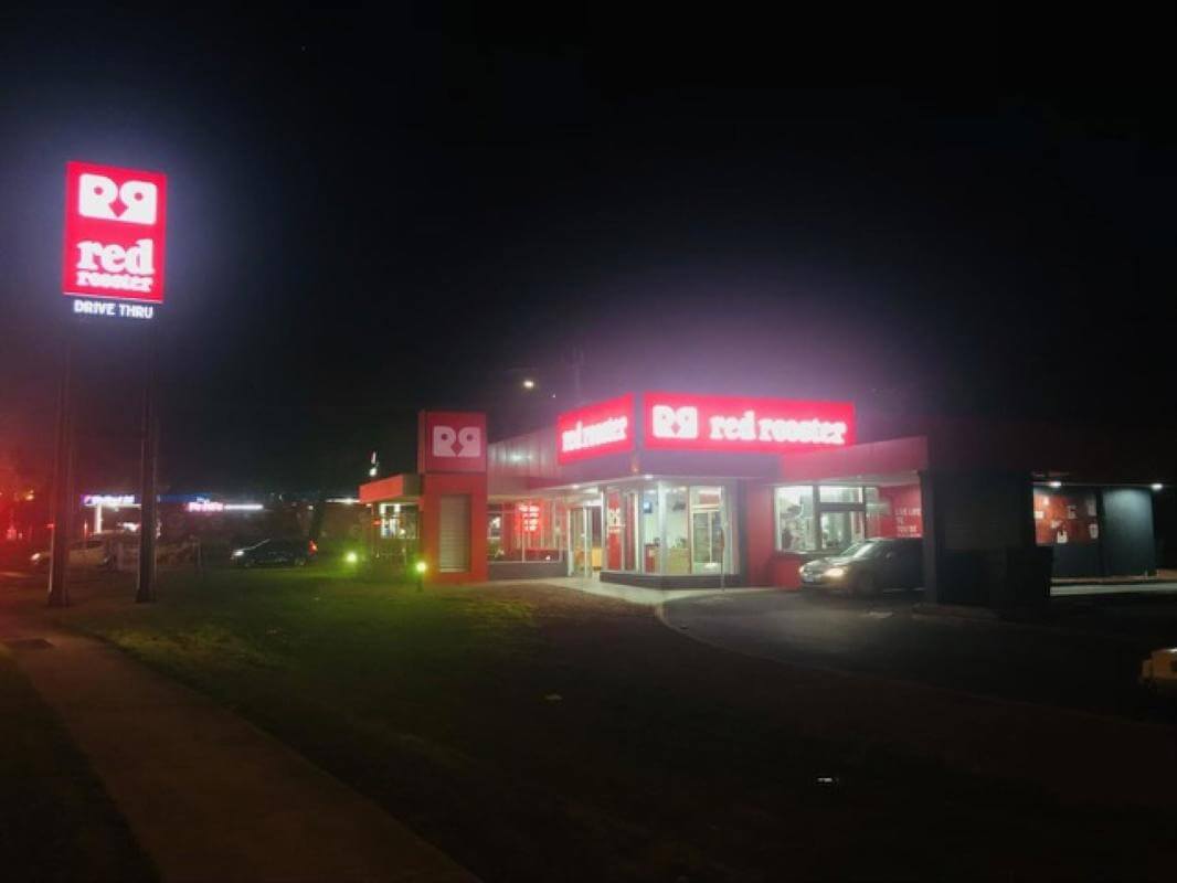 Premium Red Rooster In Melbourne's Eastern Suburbs