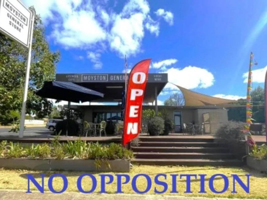 Freehold and Business    Convenience/General store