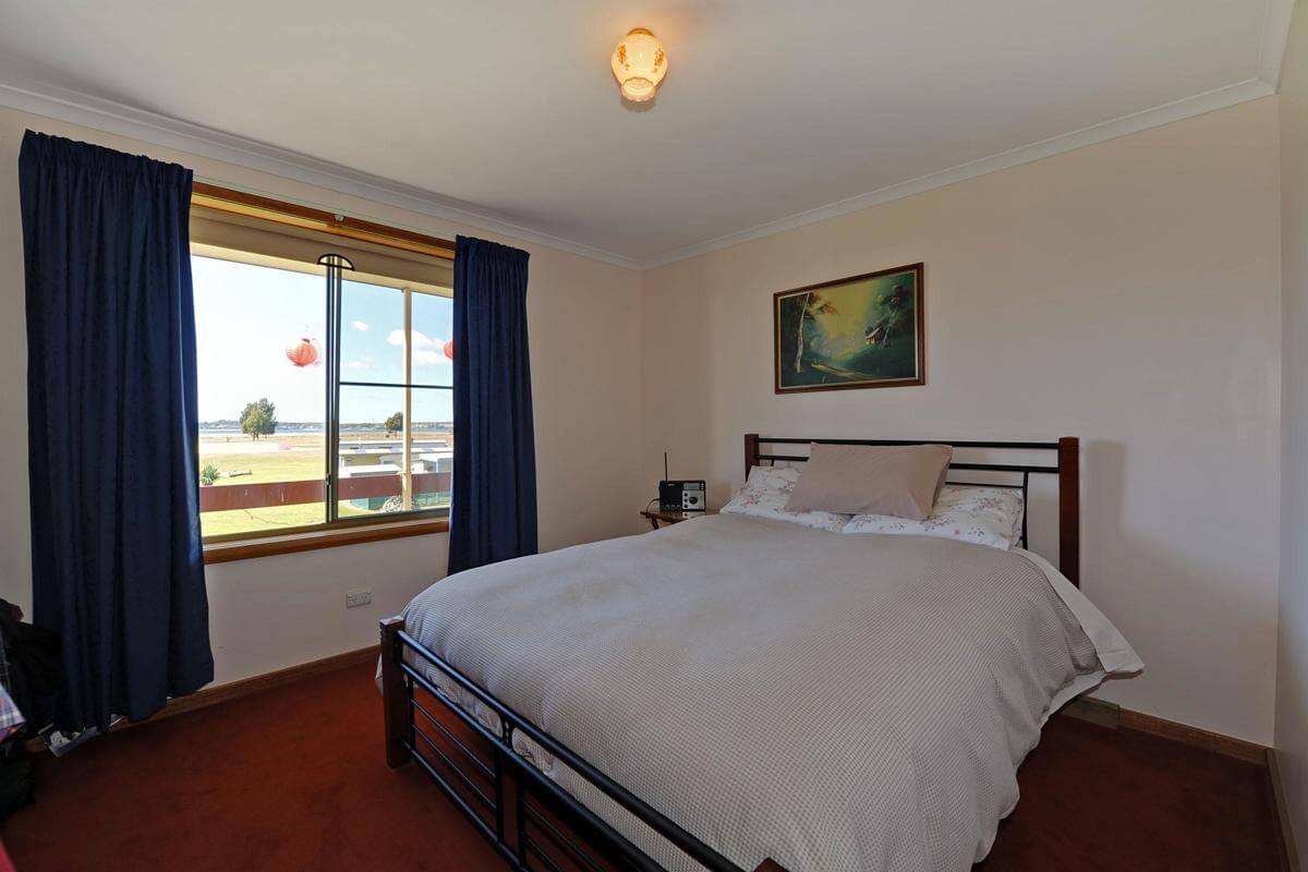 Caravan Park Big4 34 Permanent Cabins SOLD