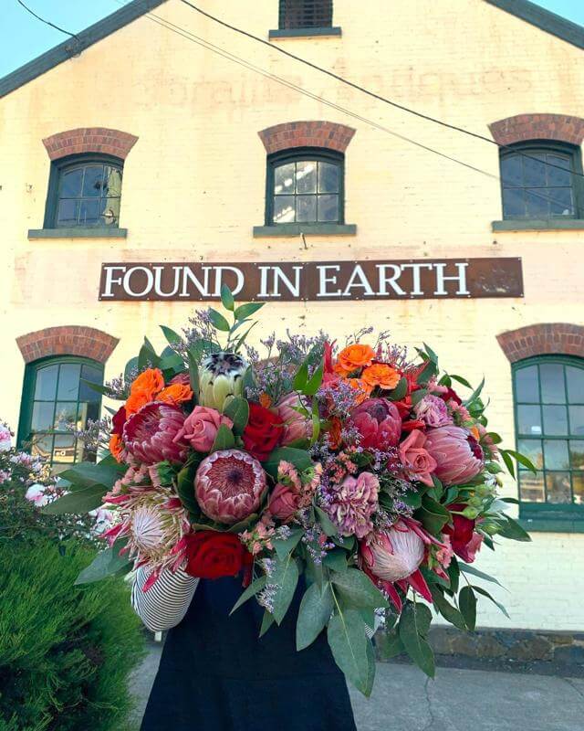 Highly Successful Blooming Deloraine Floristry  High Turn over O/O $75,000+SAV