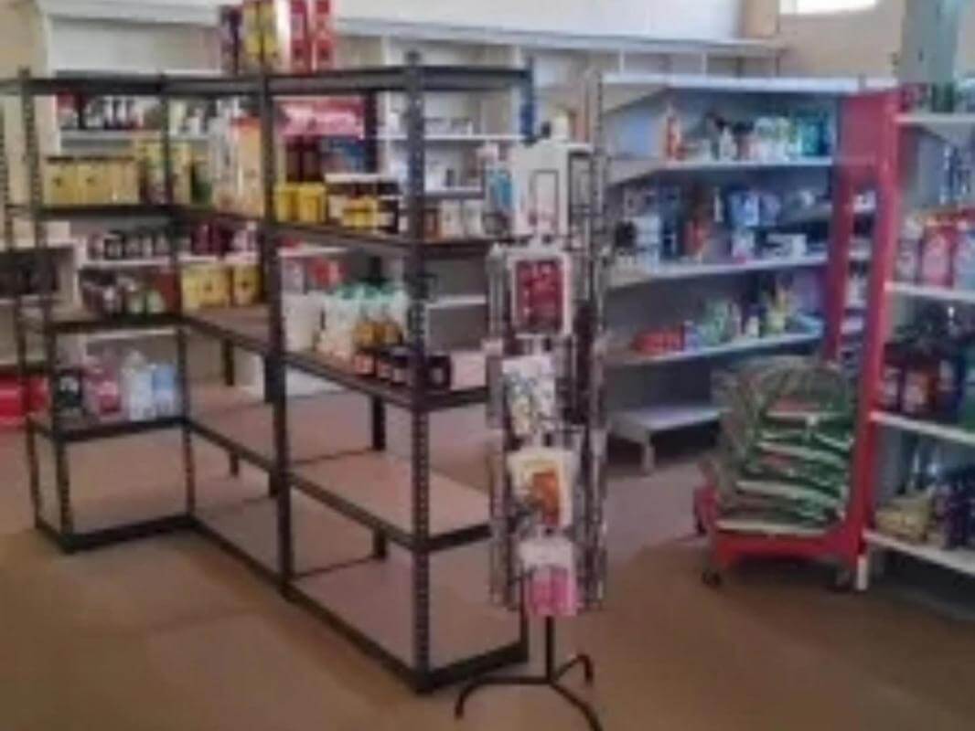 Freehold and Business General Store & Apartment