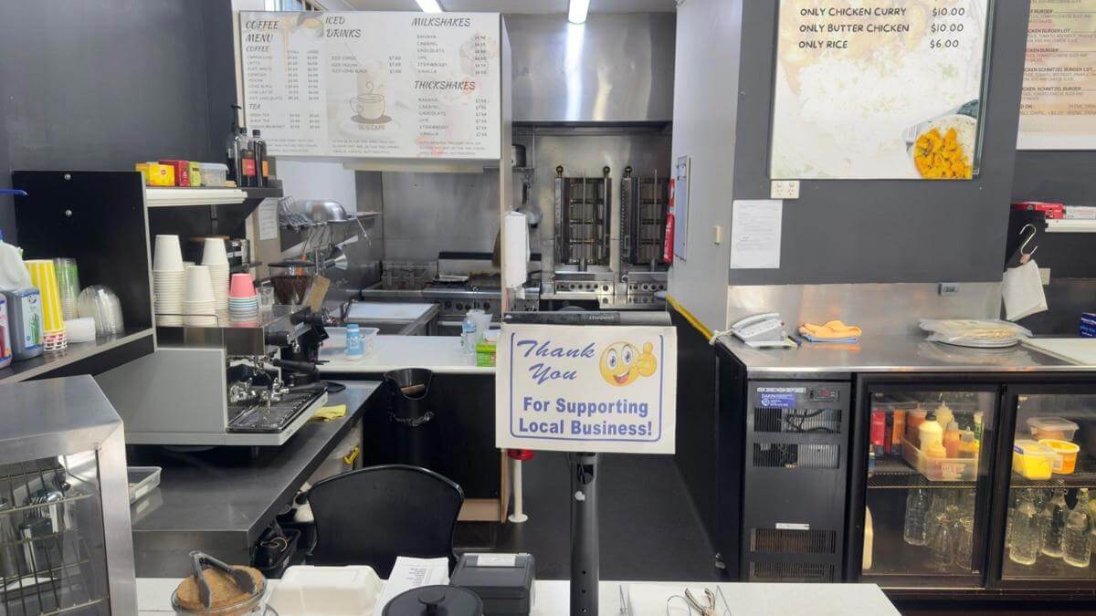 Closing Down Sale  Open to Offers!