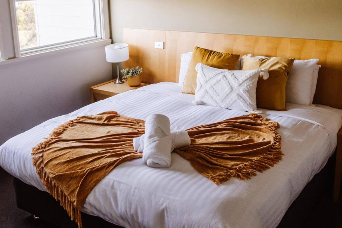 Leasehold Gym Brand New Setup With 5 Motel Rooms Fully Licensed Restaurant and Gym