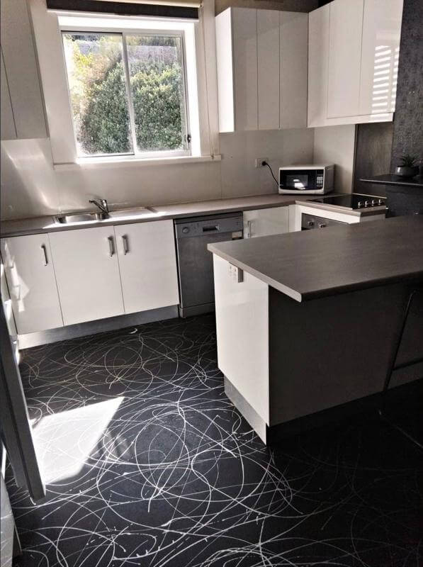 Freehold Investment Deloraine 3 tenants Forecasted ROI 10%