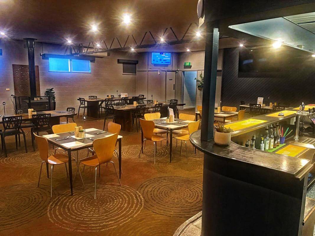 Best Value  Tasmanian Hotel All Revenue Streams , Excellent Presentation FHGC 0/0 $895,000 +sav