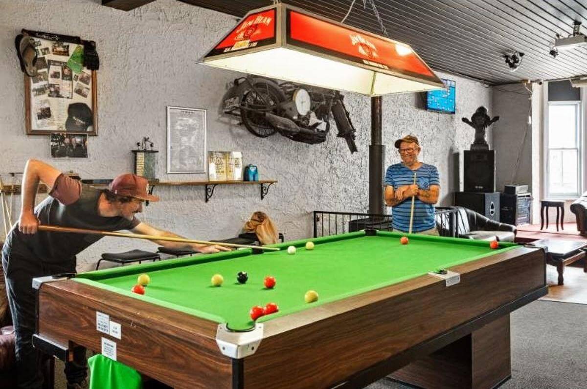 St Marys Hotel Iconic Landmark Leasehold Hotel, only $200,000+sav T/O approx $1.4m