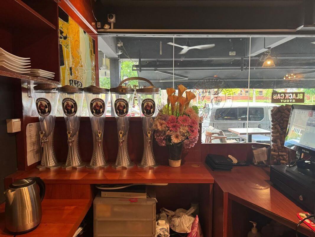 Established And Profitable Wine Bar Cum Restaurant For