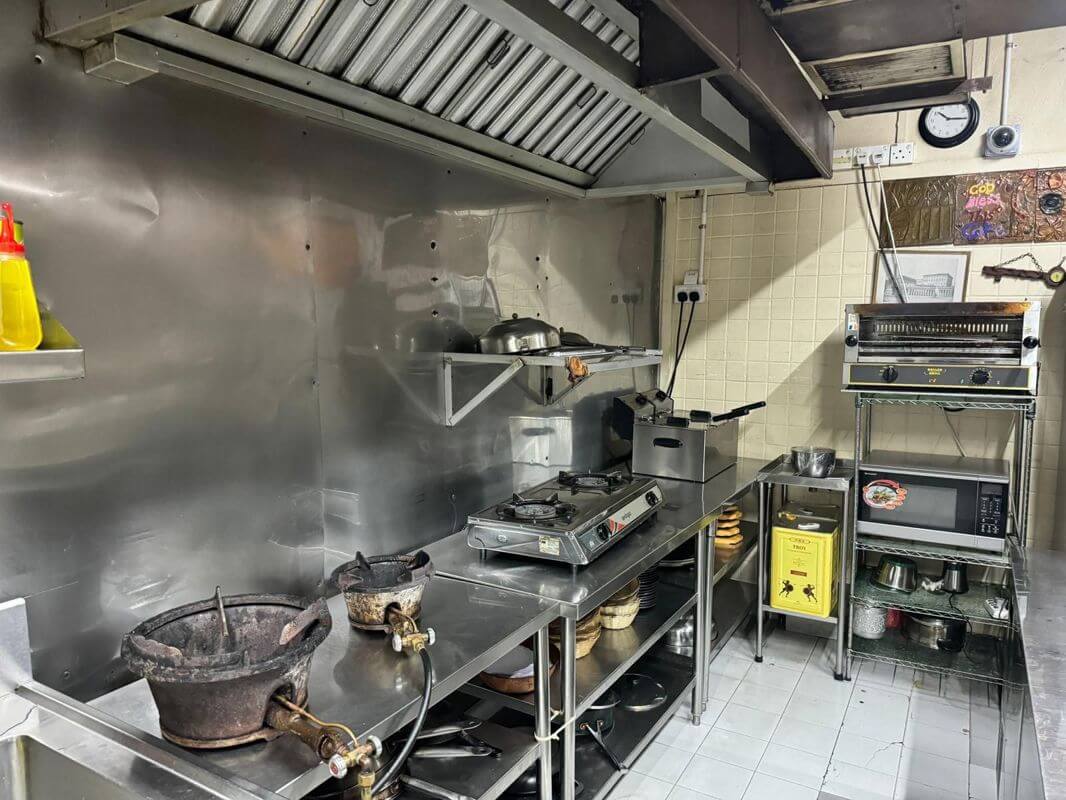 Established And Profitable Wine Bar Cum Restaurant For