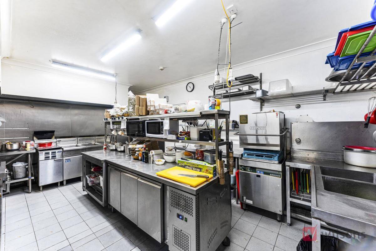 Fried chicken and Beer - licensed Korean style restaurant - perfect main road location