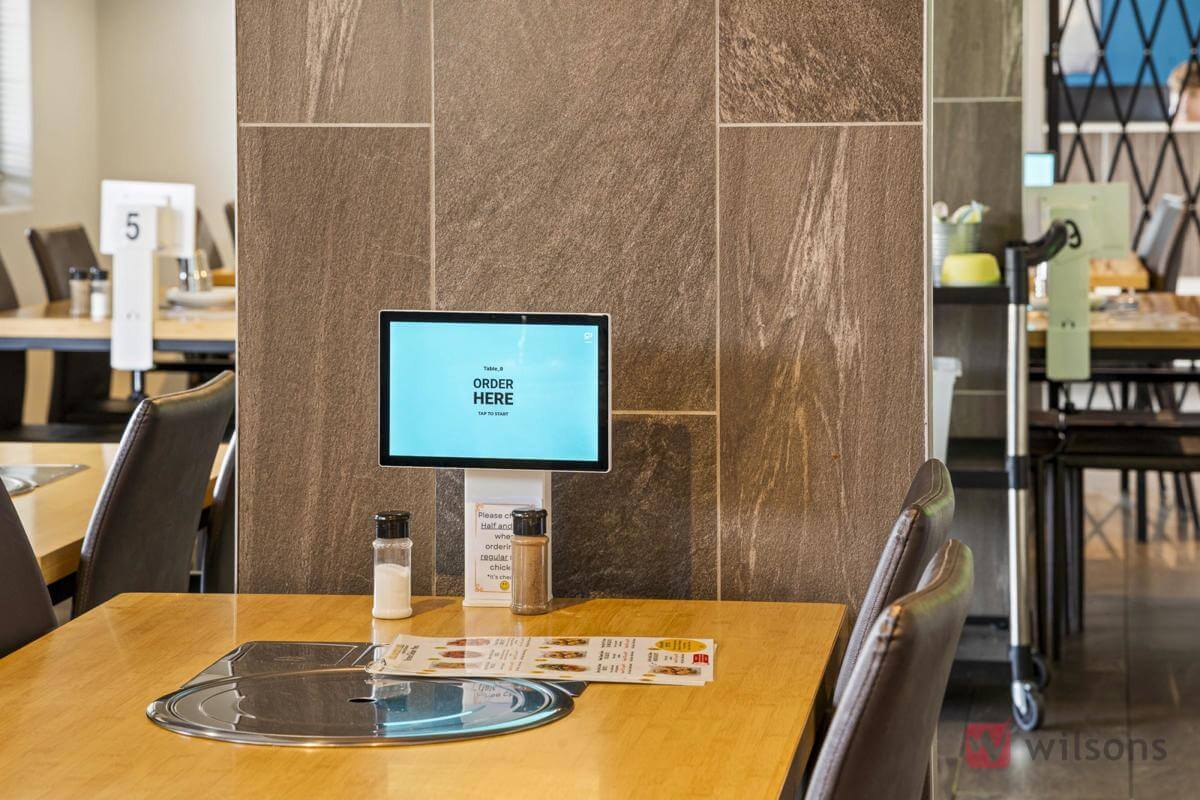 Fried chicken and Beer - licensed Korean style restaurant - perfect main road location