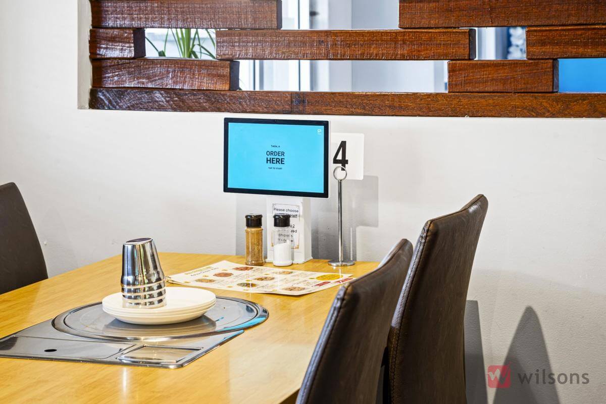 Fried chicken and Beer - licensed Korean style restaurant - perfect main road location