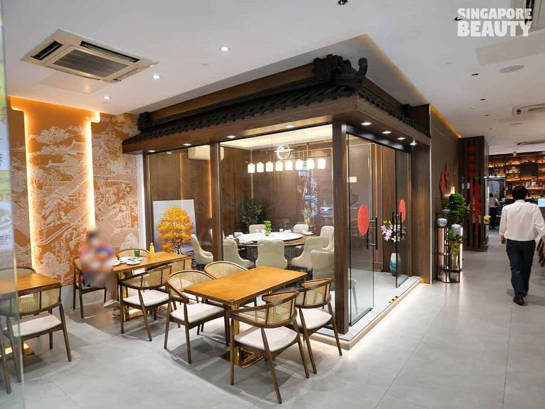 “Established, High-Traffic Restaurant With Proven Earnings”