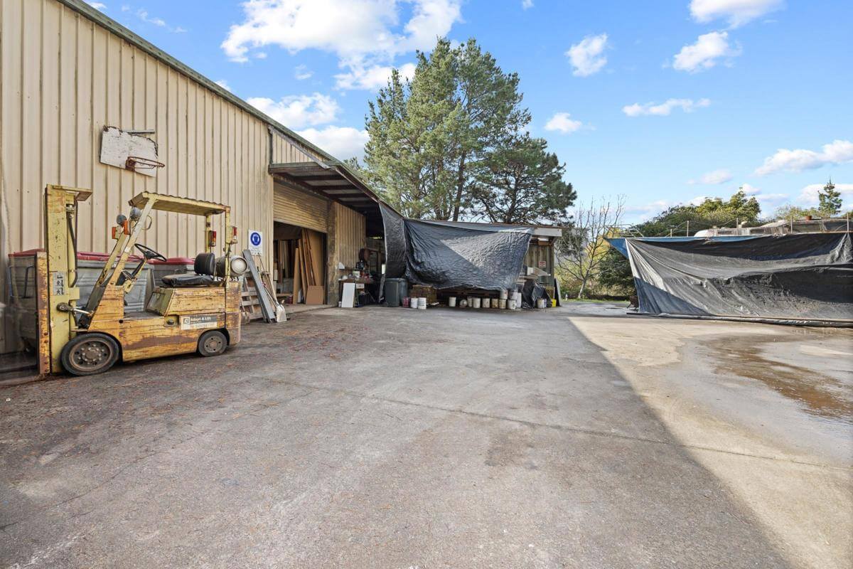 BUSINESS, WAREHOUSE & RESIDENCE | One Title, Endless Potential | MAS