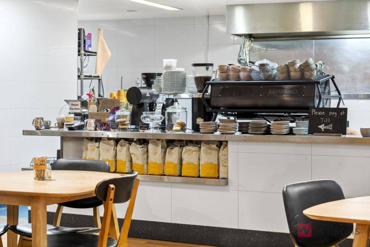 Iconic maitland Cafe - operated Under management