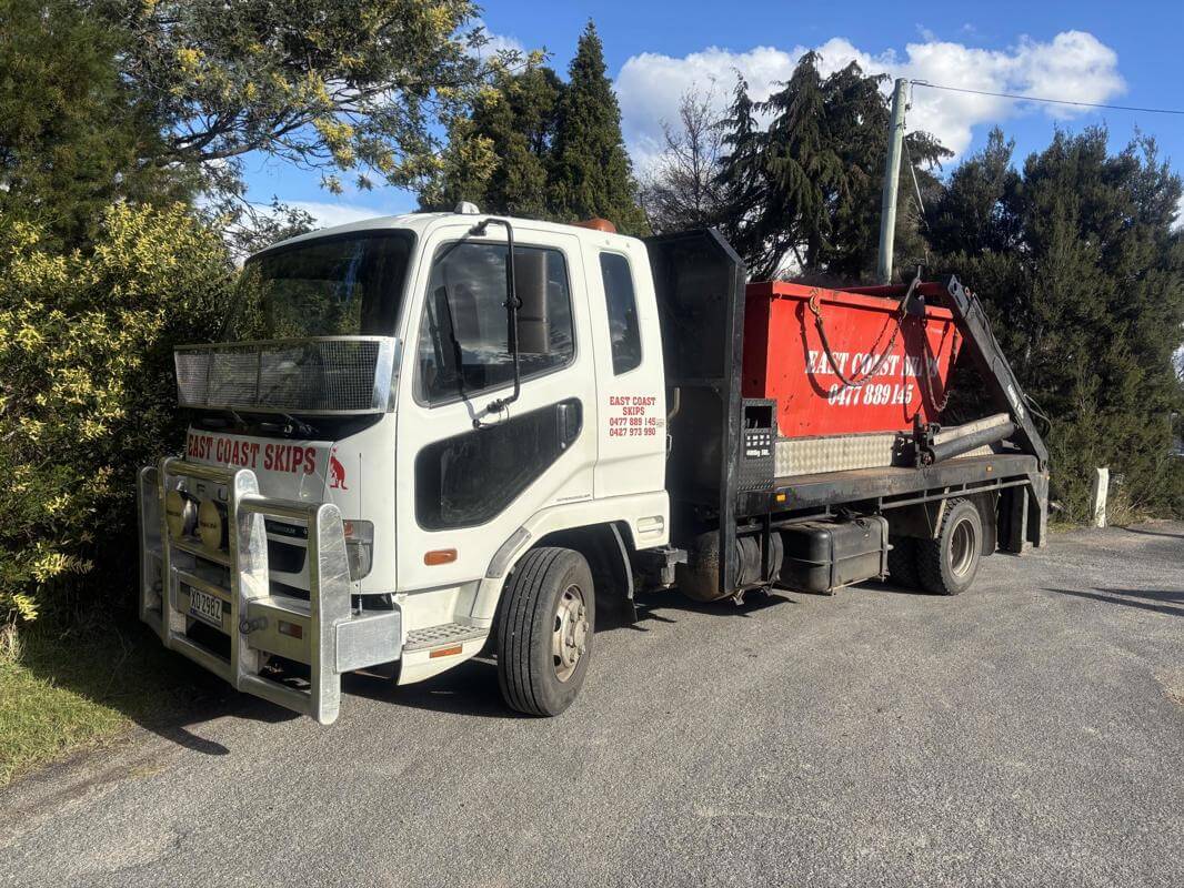 East Coast Skips Lifestyle Gold Mine Very Profitable One Man Operation, 60 Skips