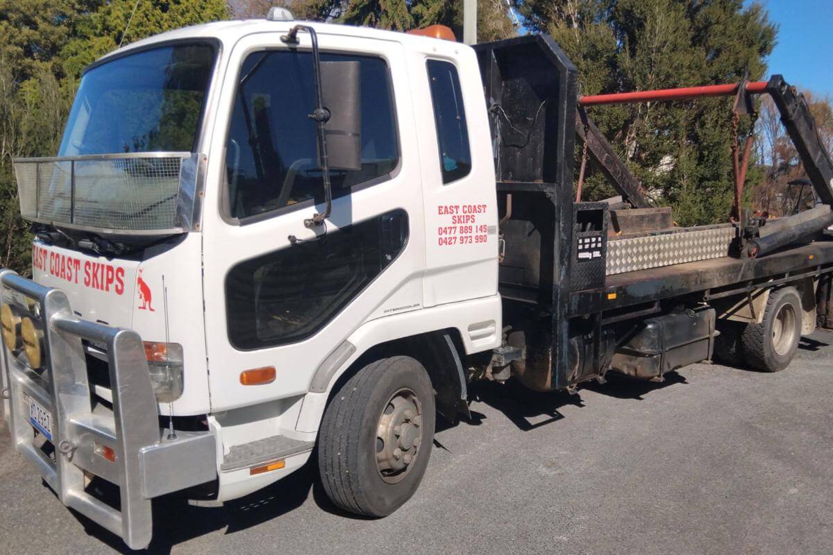 East Coast Skips Lifestyle Gold Mine Very Profitable One Man Operation, 60 Skips