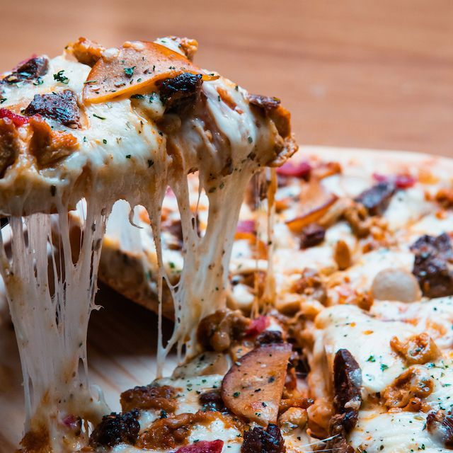 Pizza & Pasta Takeaway – Main Road, High Exposure