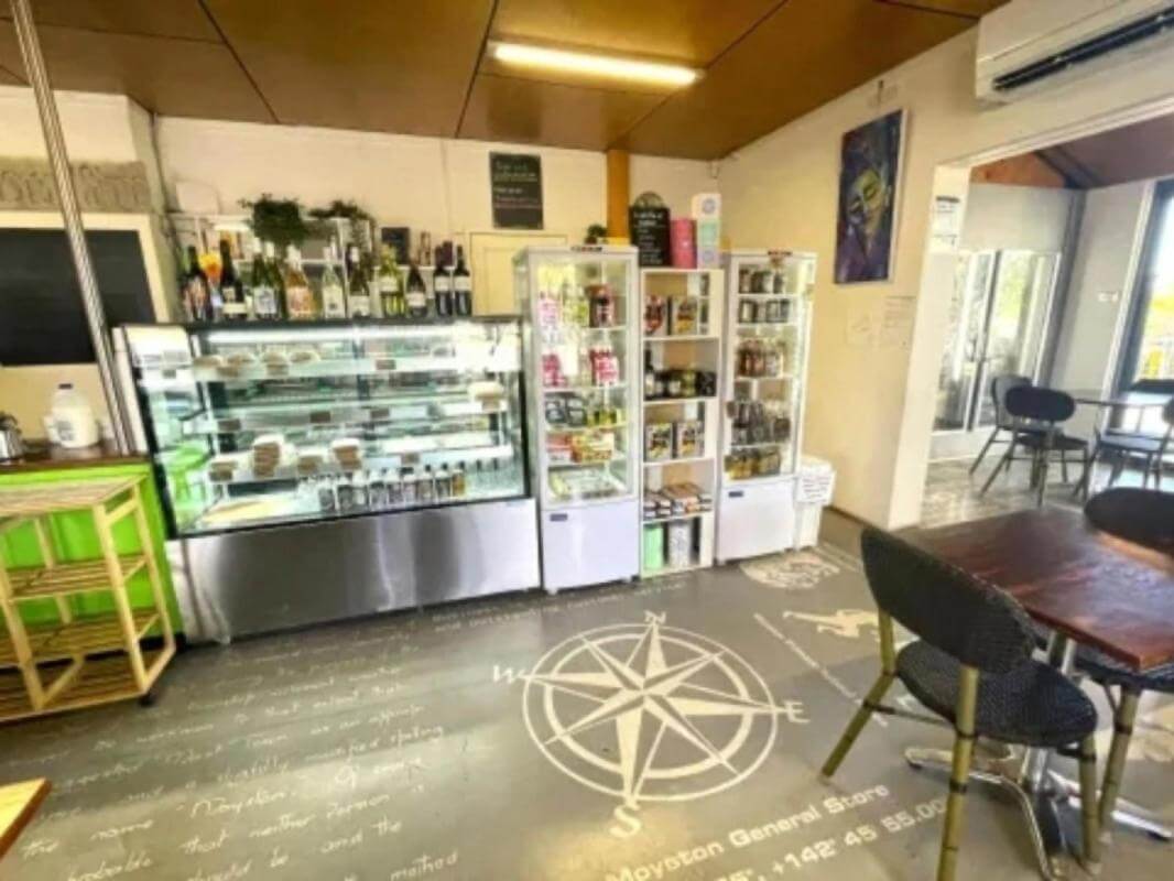 General Store/Take Away  - with a 2 bedroom apartment.