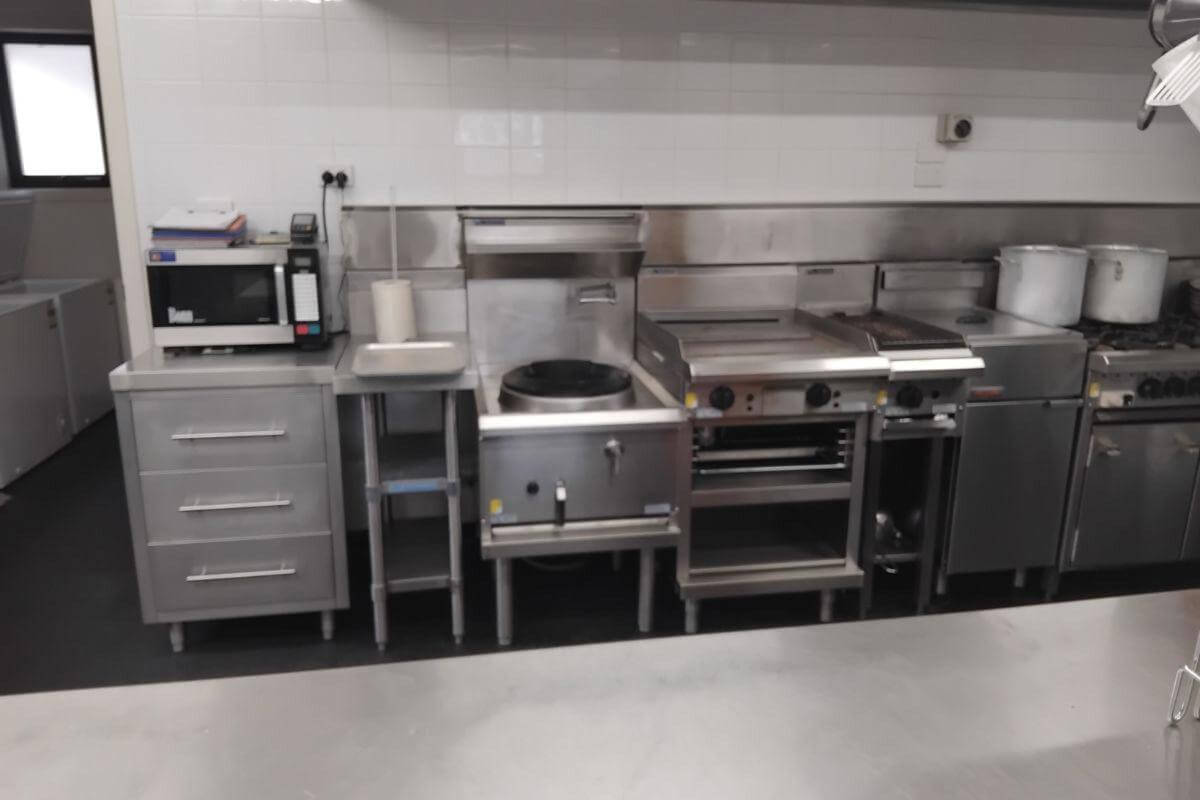 No Ingoing, Modern Stylish Sophisticated Water Views Wild Rivers Escape Restaurant