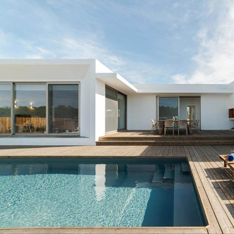 Solid Performer Aluminium and Glass for Construction