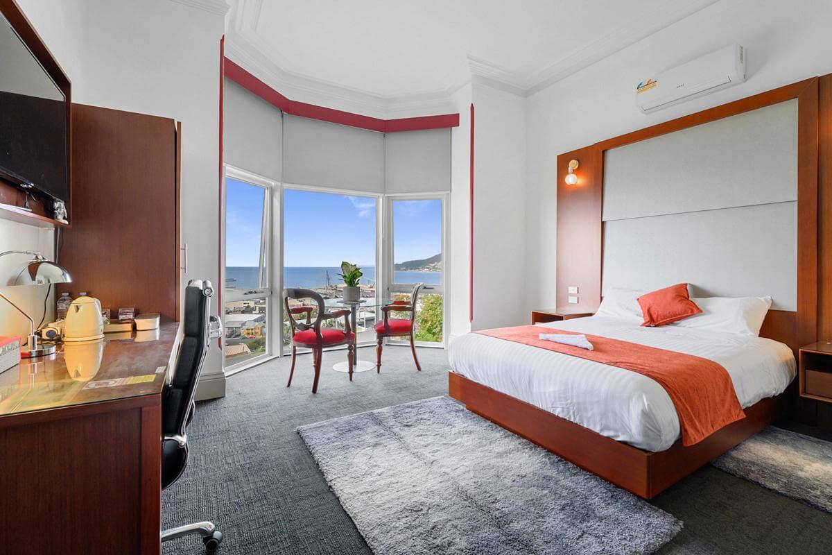 Versatile DA Approved A Rare Coastal Jewel with Panoramic Views over Bass Strait