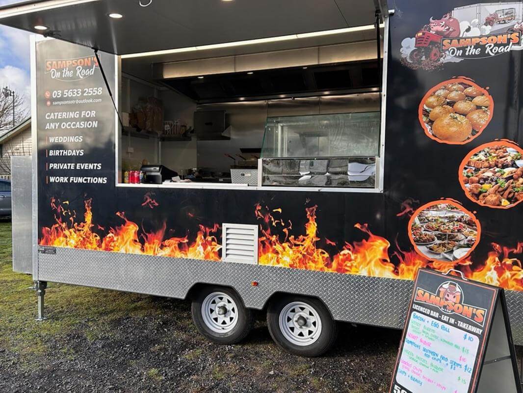 Restaurant and Catering business - includes the freehold. Vendor Finance