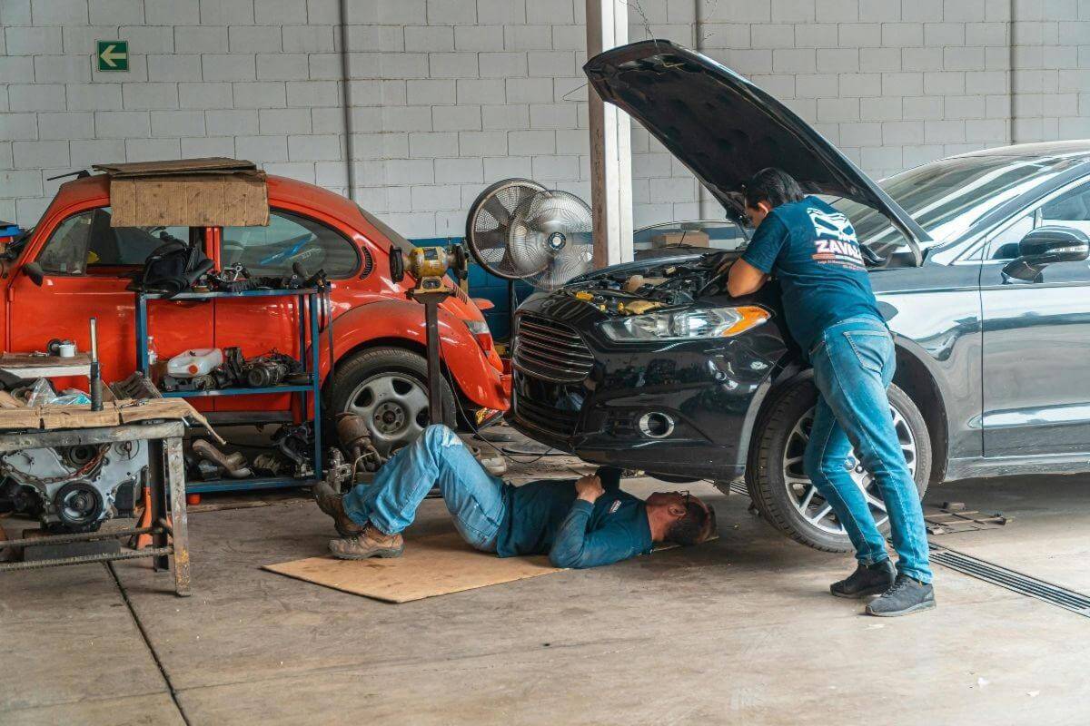 Smash Repairs Business  Established for decades, EBITDA >20%, Experienced Team - Brisbane South