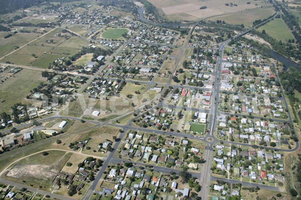 Post Office   310 boxes.  2 bedrooms