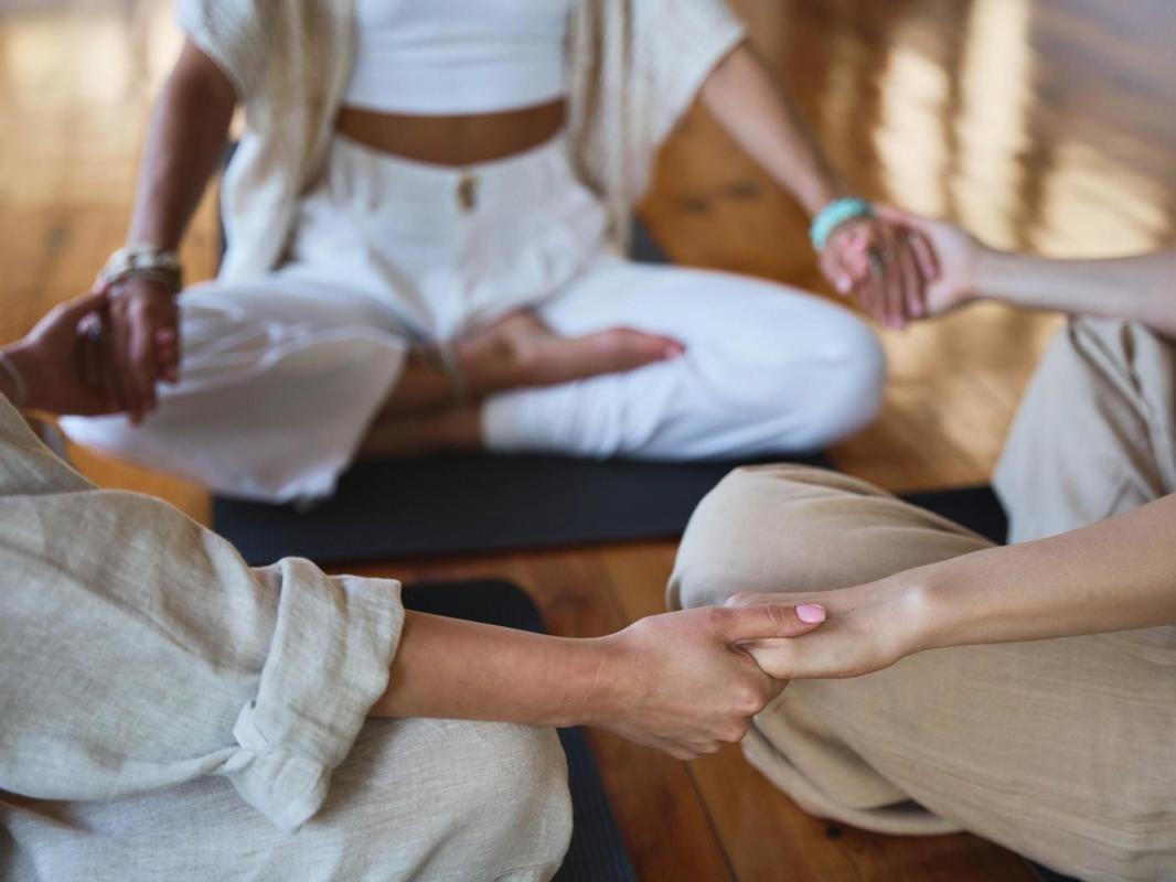 Holistic Authentic Yoga Studio - Owner working 10 hrs per week - EBS