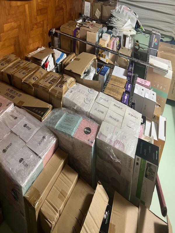 Online Shop Stock For Sale At A  Discounted Wholesale Price