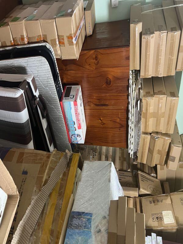 Online Shop Stock For Sale At A  Discounted Wholesale Price