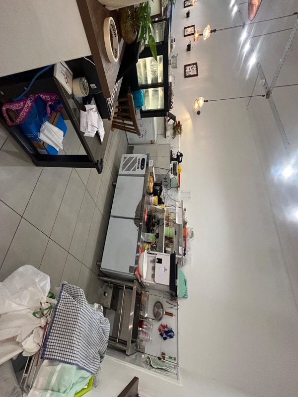 【新山 Austin 南阳街餐饮店出顶】