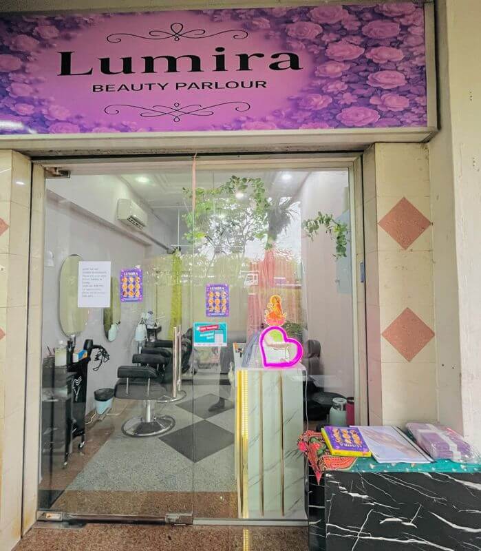 Selling Indian Beauty Palour At Yishun