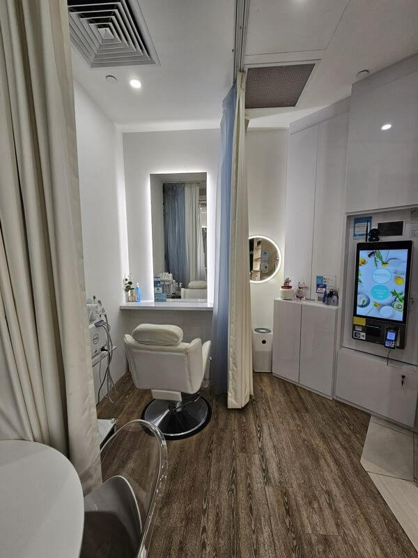 Beauty / Facial / Slimming Salon For Takeover