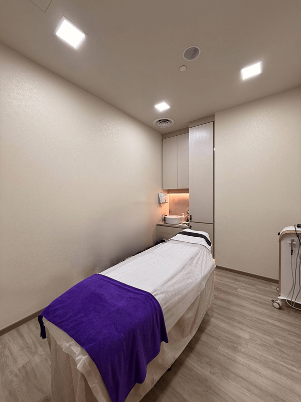 Prime City Location | Huge Frontage | Newly Renovated | 8 Treatment Rooms