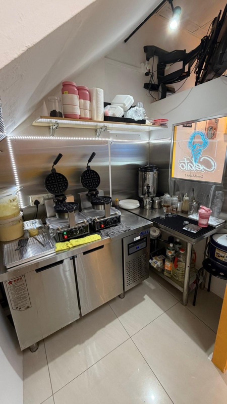 TAKEOVER of ice cream waffle shop at Ang Mo Kio