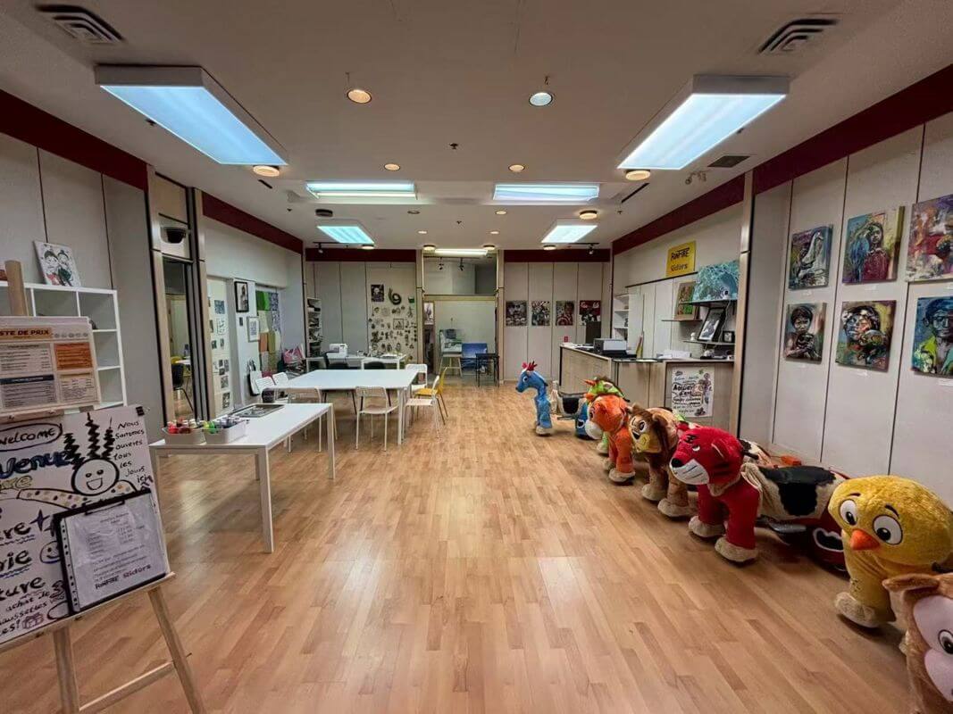 0 转让费 蒙特利尔南岸商场旺铺转让