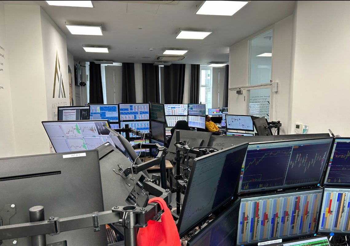 🚀 Seeking Strategic Partners — AI Trading Platform Scaling Globally