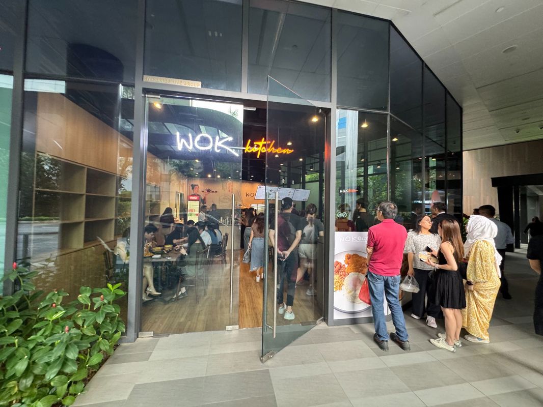 Chinese Restaurant at Office Area for Takeover