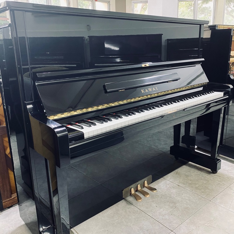 Take Over A Running Piano Business In Singapore