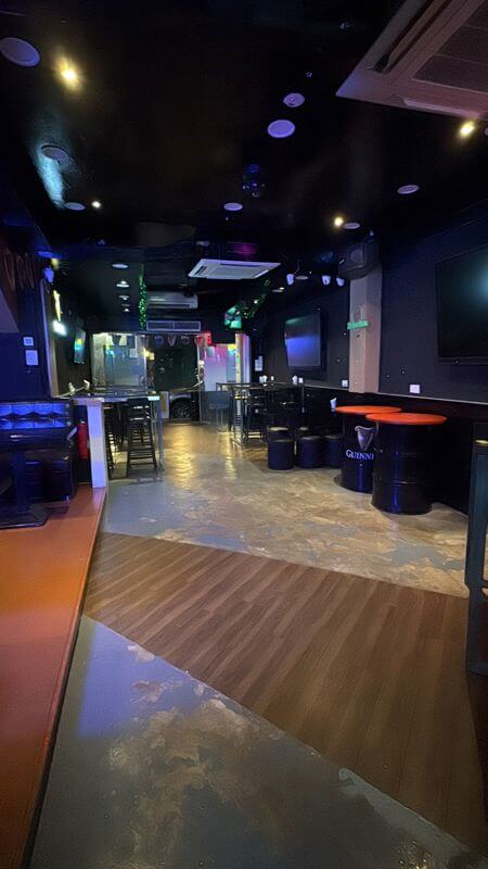 Boat Quay Bar /Pub/ Bistro/ KTV For Takeover