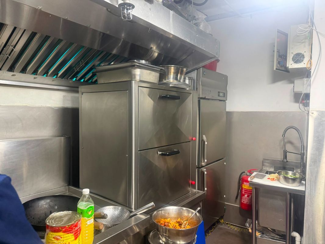 🍜 Chinese Restaurant For Sale – Prime Raffles Place Location 🍜