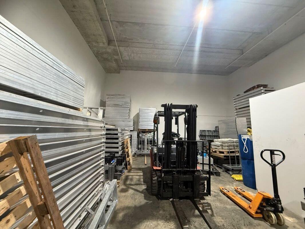 Established Construction Contractor Gondola (Suspended Platform) Business For Sale