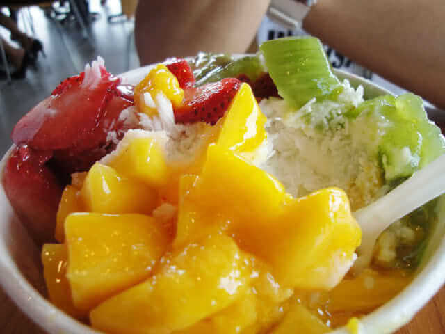 Profitable Dessert Store In Chinatown For Sale