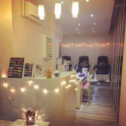 Established & Renowned Nail Salon For Takeover