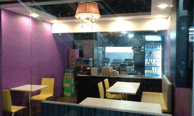 Prime Area, Low Rental, Fully Equipped Ready To Run Pizza Joint.( Final Offer!)