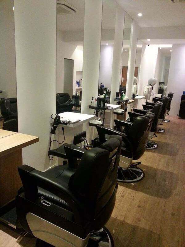 Upscale Hair Saloon @ Outram/Tiong Bahru Area For Takeover