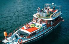 For Sale: Turn-Key Lifestyle Brand Boat Charter & Experiences Business